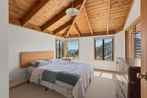 Photo of property in 79 Garden Road, Piha, New Lynn, 0772