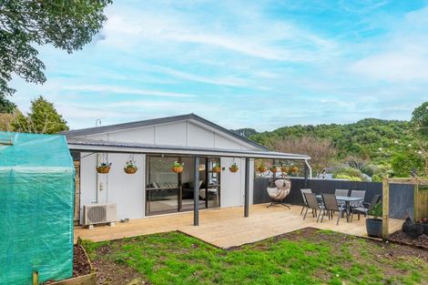 Photo of property in 24 Hookway Grove, Paraparaumu, 5032