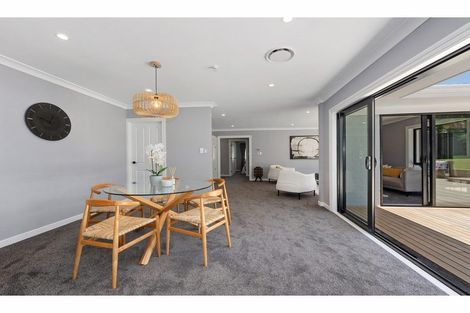 Photo of property in 1 Celina Place, Browns Bay, Auckland, 0630