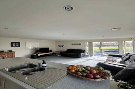 Photo of property in 10 Titirangi Crescent, Parklands, Christchurch, 8083