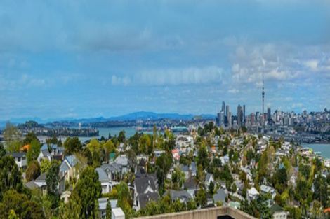 Photo of property in Sugar Lane Apartments, 5/31 Rawene Road, Birkenhead, Auckland, 0626