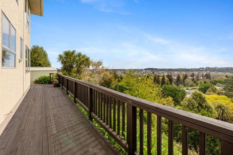 Photo of property in 27 Wairere Road, Bastia Hill, Whanganui, 4500