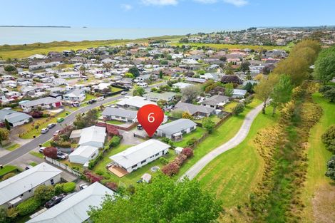 Photo of property in 6 Barbara Grove, Papamoa Beach, Papamoa, 3118