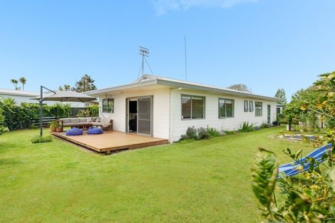 Photo of property in 6 Barbara Grove, Papamoa Beach, Papamoa, 3118