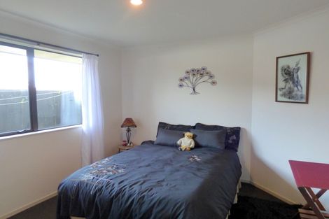 Photo of property in 16 Halyard Loop, Haruru, 0204