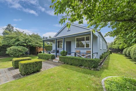 Photo of property in 13 Cliff Street, Coalgate, 7673