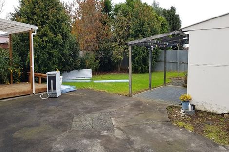 Photo of property in 46 Hallberry Road, Mangere East, Auckland, 2024