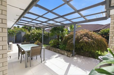 Photo of property in 30 Seabreeze Place, Papamoa Beach, Papamoa, 3118