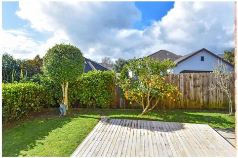 Photo of property in 23 Lamia Place, The Gardens, Auckland, 2105
