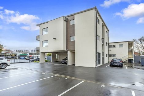 Photo of property in 11/318 Barbadoes Street, Christchurch Central, Christchurch, 8011