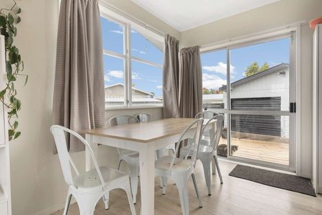 Photo of property in 3 Marion Place, Deanwell, Hamilton, 3206