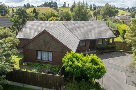 Photo of property in 1 Kerwood Place, Gore, 9710