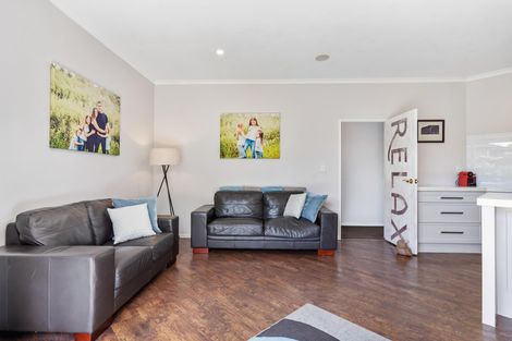 Photo of property in 154 Kilkenny Drive, East Tamaki Heights, Auckland, 2016