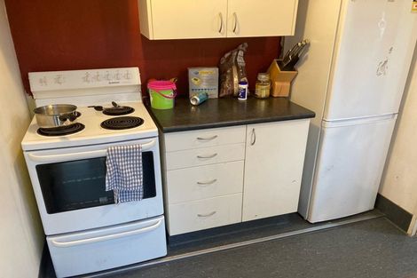 Photo of property in 583 Castle Street, North Dunedin, Dunedin, 9016