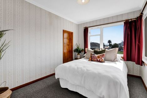 Photo of property in 54 Young Street, New Plymouth, 4310