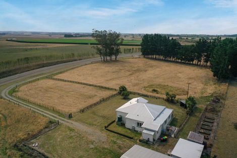 Photo of property in 879 Timaru-pareora Highway, Pareora, 7971