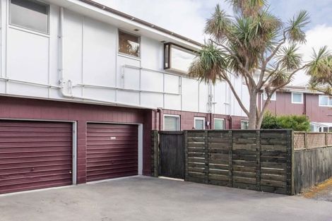 Photo of property in 1/15 Marriner Street, Sumner, Christchurch, 8081