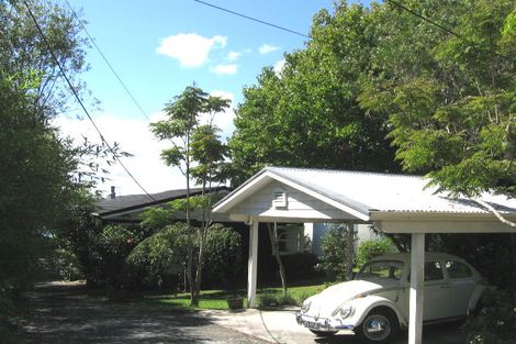 Photo of property in 10a Second Avenue, Stanley Point, Auckland, 0624