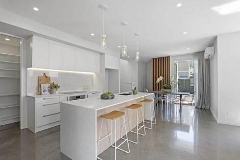 Photo of property in 96a Saint James Avenue, Papanui, Christchurch, 8053