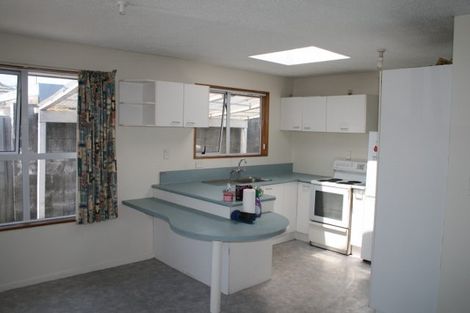 Photo of property in 2/27 Peverel Street, Riccarton, Christchurch, 8041