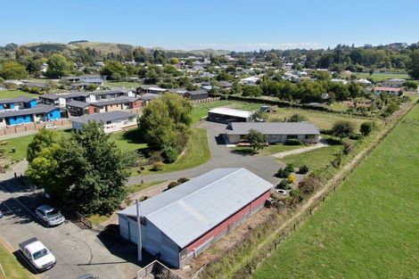 Photo of property in 37 Guy Street, Waipawa, 4210