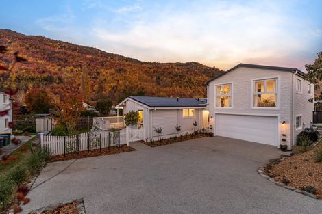 Photo of property in 17a Devon Street, Arrowtown, 9302