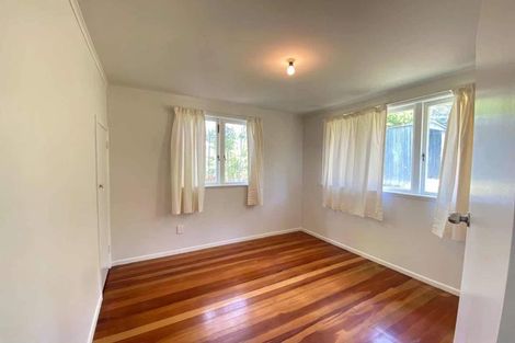 Photo of property in 34 Woodside Avenue, Northcote, Auckland, 0627