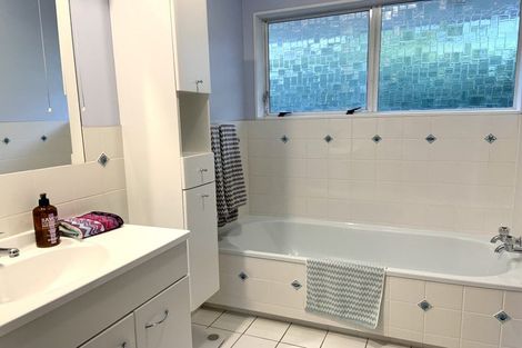 Photo of property in 2/62 Office Road, Merivale, Christchurch, 8014