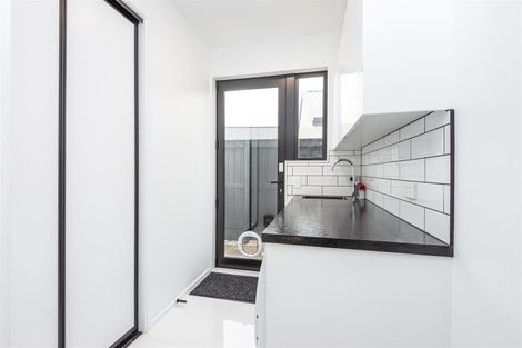 Photo of property in 5 Evelyn Crescent, Marshland, Christchurch, 8083