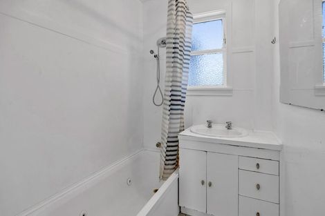 Photo of property in 9 Timandra Street, Welbourn, New Plymouth, 4312