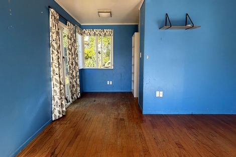 Photo of property in 42 Selwyn Crescent, Forrest Hill, Auckland, 0620