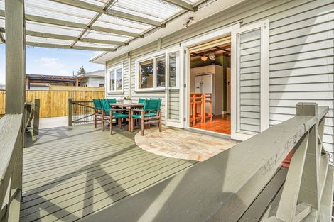 Photo of property in 11 Gillies Avenue, Claudelands, Hamilton, 3214