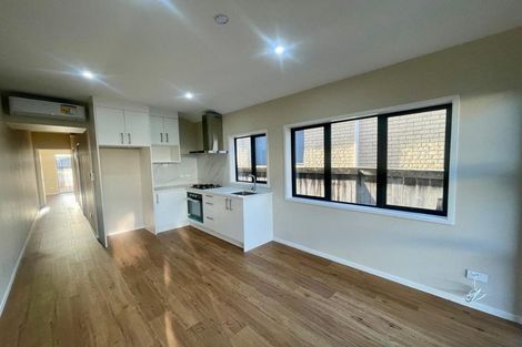 Photo of property in 28a Kimber Hall Avenue, Mount Roskill, Auckland, 1041