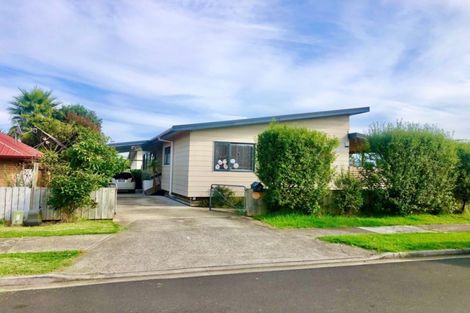 Photo of property in 10 Umu Place, Mangere, Auckland, 2022