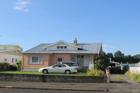 Photo of property in 16 Huia Street, Taumarunui, 3920