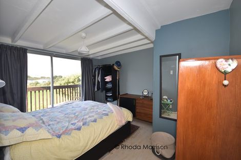 Photo of property in 13 Goebel Street, Tinopai, 0593