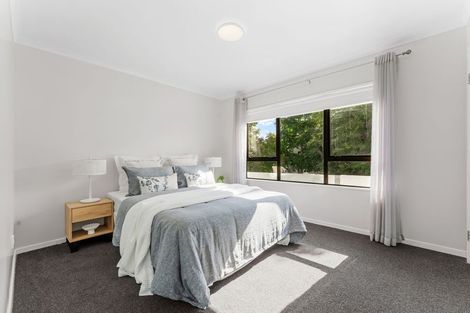Photo of property in 239 Vipond Road, Stanmore Bay, Whangaparaoa, 0932