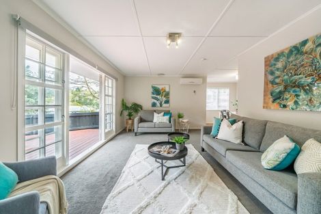 Photo of property in 5 John Street, Stokes Valley, Lower Hutt, 5019