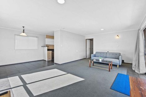 Photo of property in 9b Lyn Grove, Papamoa Beach, Papamoa, 3118