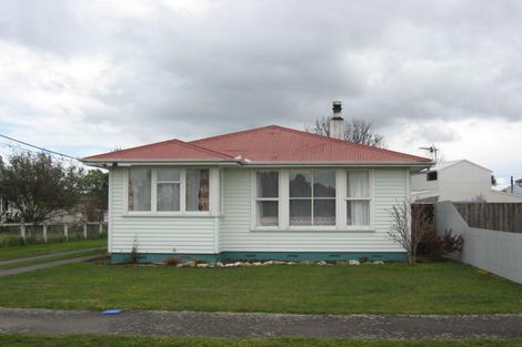 Photo of property in 68 Stuart Crescent, Masterton, 5810
