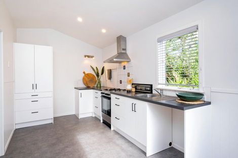 Photo of property in 331 Clifton Road, Te Awanga, 4102