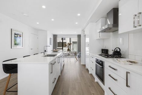 Photo of property in 79b Herald Street, Berhampore, Wellington, 6023