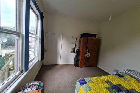 Photo of property in 6 Devon Street, Aro Valley, Wellington, 6021