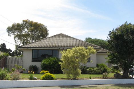 Photo of property in 25 Colac Street, Avondale, Christchurch, 8061