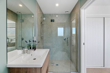 Photo of property in 9 Caton Street, Lake Hawea, 9382