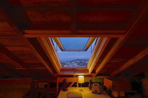 Photo of property in 53 Todman Street, Brooklyn, Wellington, 6021