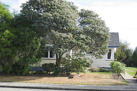 Photo of property in 10 Moorhouse Street, Waimate, 7924