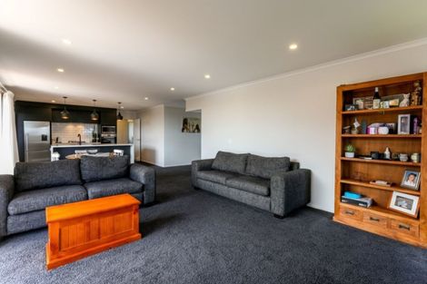 Photo of property in 3 Roy Johns Way, Bell Block, New Plymouth, 4312