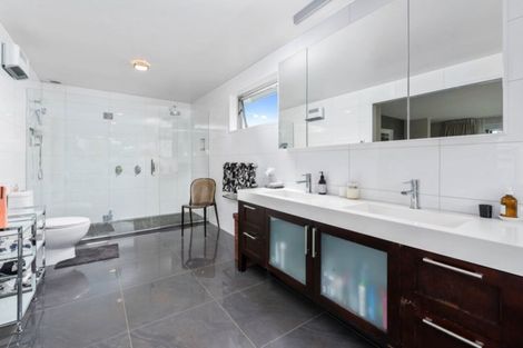 Photo of property in 33 Sargood Drive, Wanaka, 9305