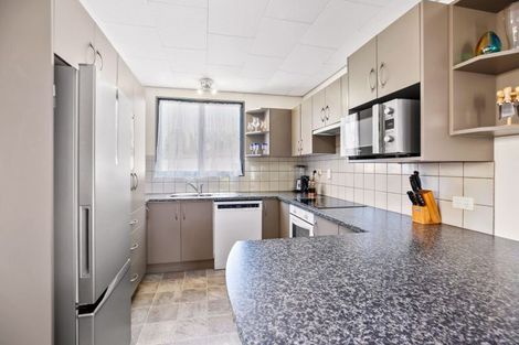 Photo of property in 6 Balmerino Crescent, Pukete, Hamilton, 3200